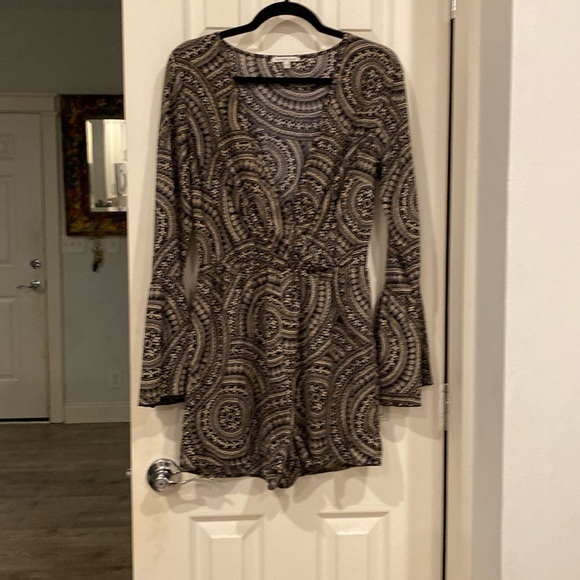 Charlotte Russe Pants - Black & White, Bell-Bottom Sleeve Romper from Charlotte Russe, size L